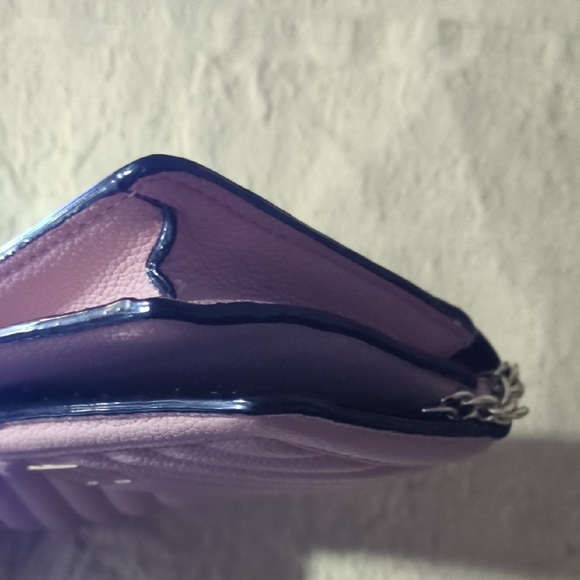 Victoria's Secret Light Pink Quilted Wallet EUC NOW ONLY $30 - Picture 6 of 7